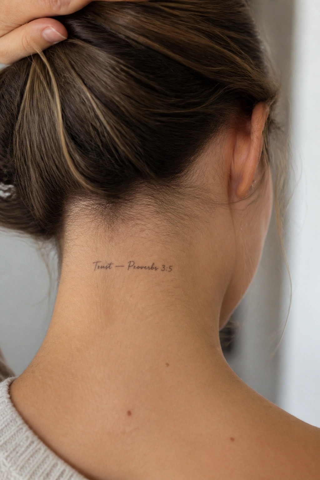 Woman's neck with