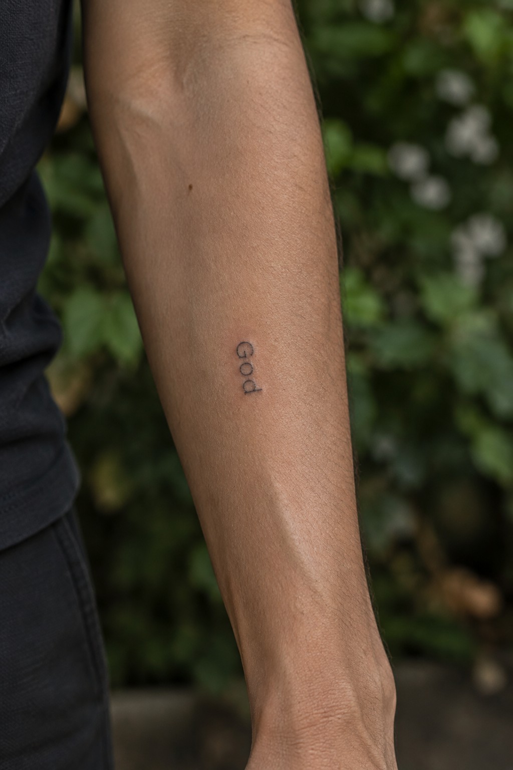 Arm with vertical
