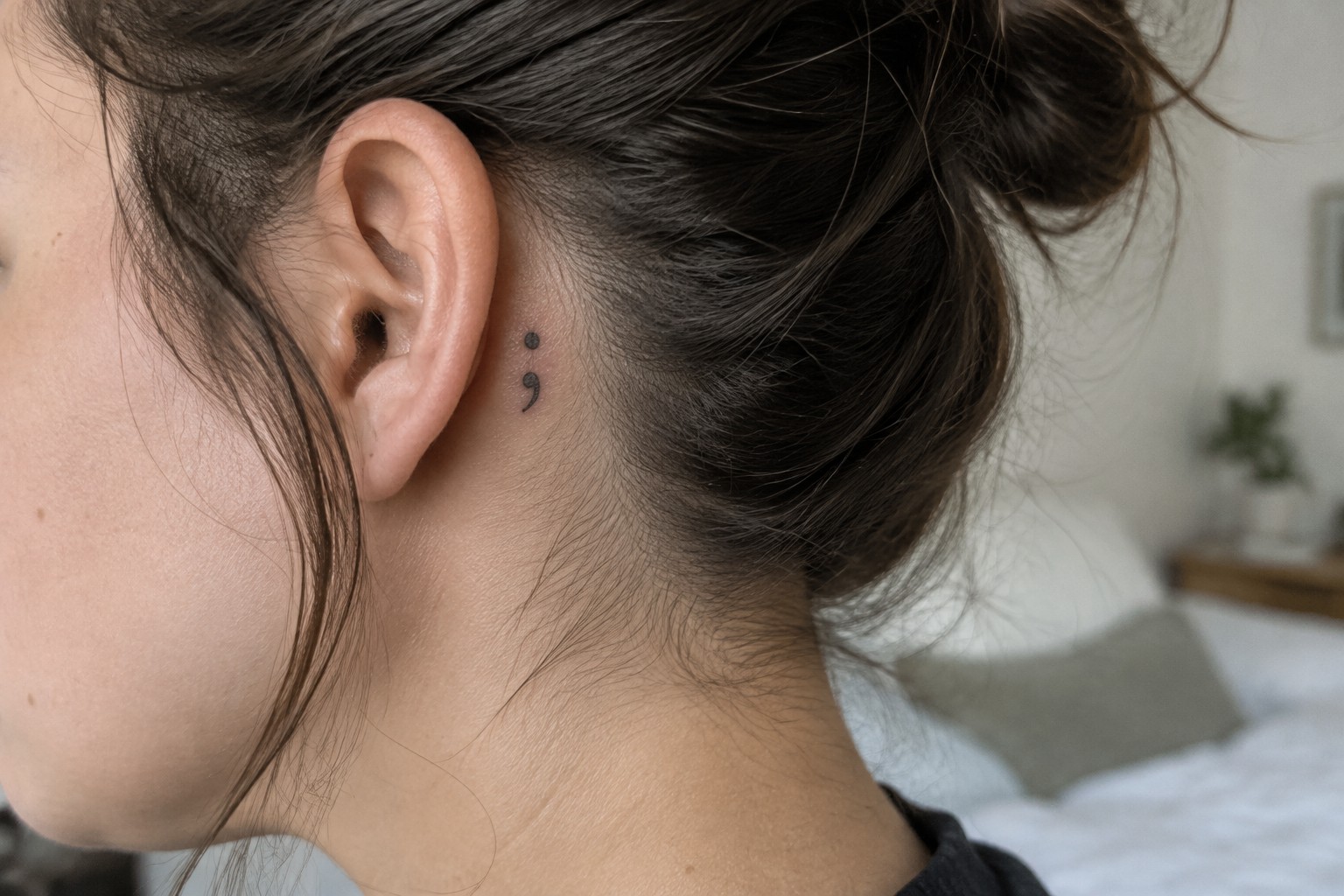 Mini Tatoon 21 Unique Small Meaningful Tattoo Ideas for Women Choosing Their First Ink